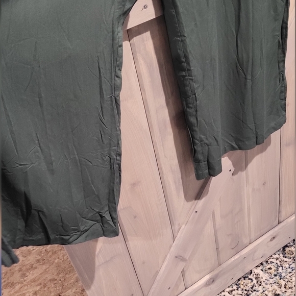 Bloomchic 2 Tone Chiffon Sleeve Wide Leg Jumpsuit Size 1X - Picture 6 of 10